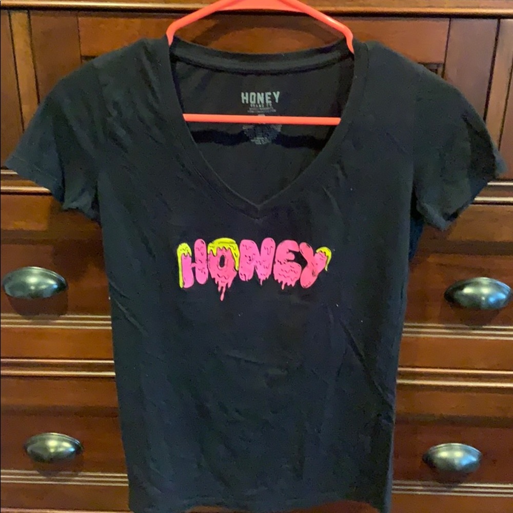 Honey t shirt.